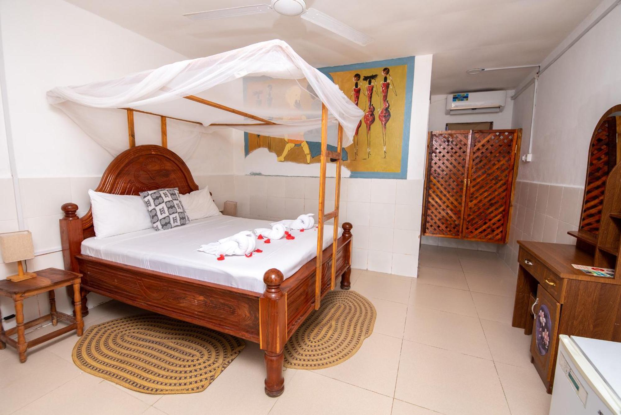 Zenobia Beach Resort Nungwi Room photo